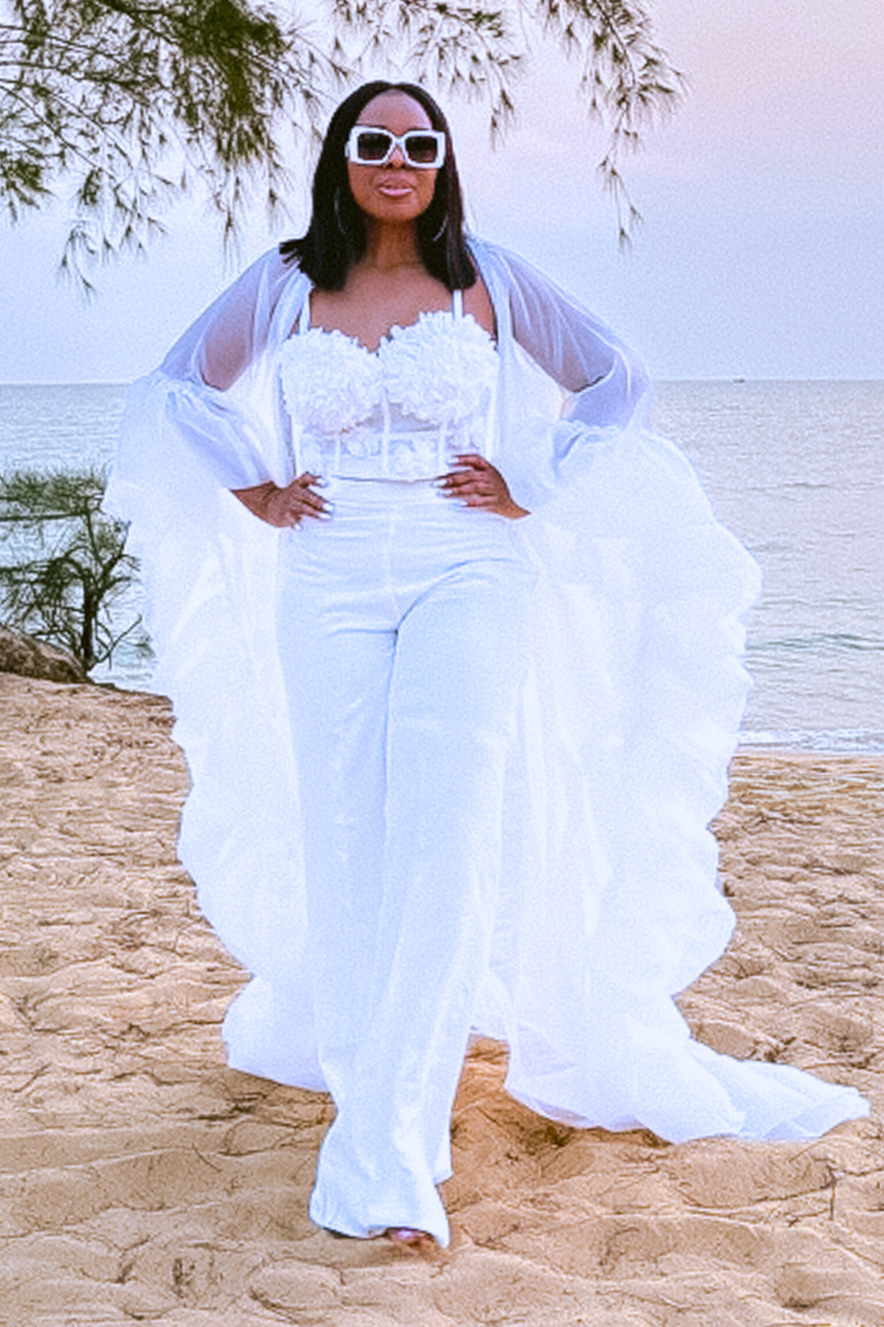 CELEBRITY LUXE KIMONO SET